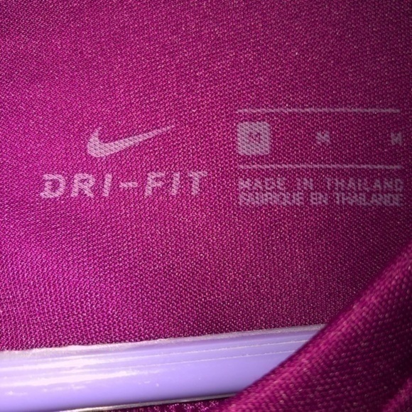 Nike Dri Fit Short Sleeve Shirt Size M - Picture 3 of 3